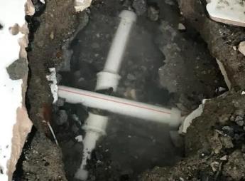 连山阳台漏水维修公司为您分享楼上楼下漏水怎么处理