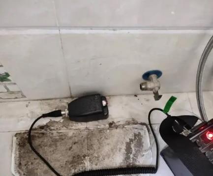 连山屋顶漏水维修公司分享下卫生间漏水的危害及解决方法